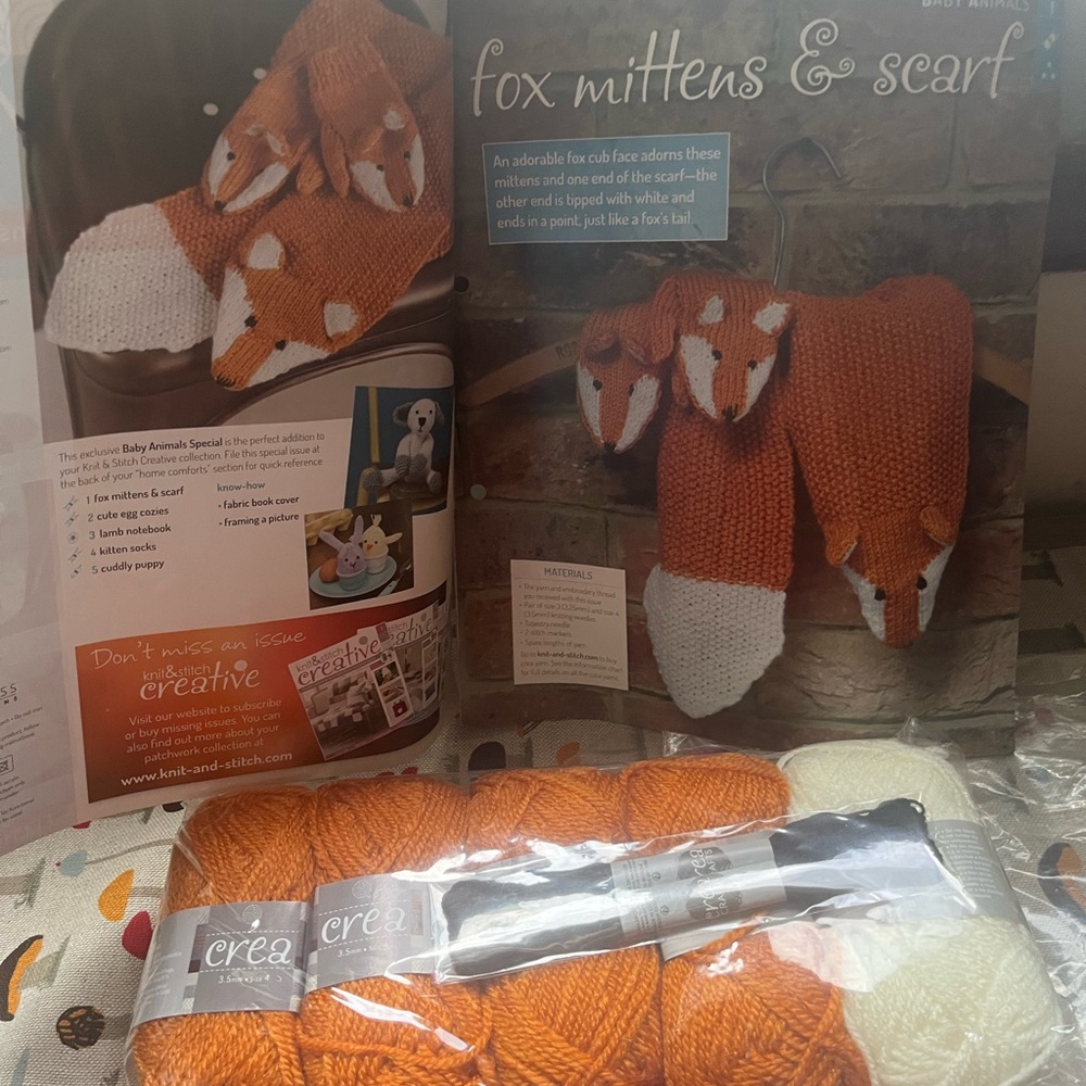 Orange Fox Scarf and Mittens Set Kit